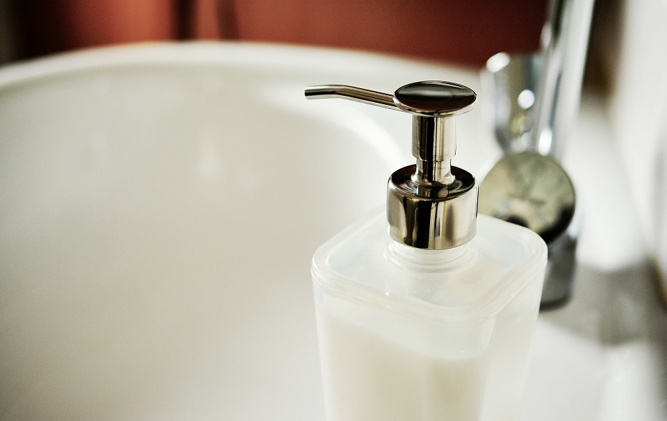 W jaki sposób dobierać płyny do higieny intymnej?